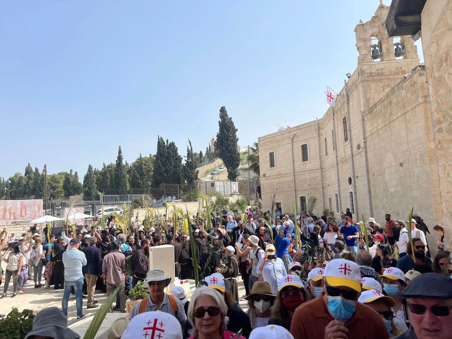 The procession through Jerusalem
